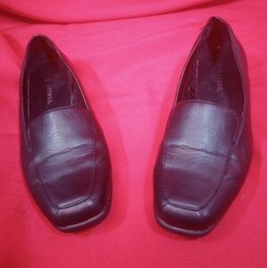 SKU 14W George Women's Black Loafers. Size 8